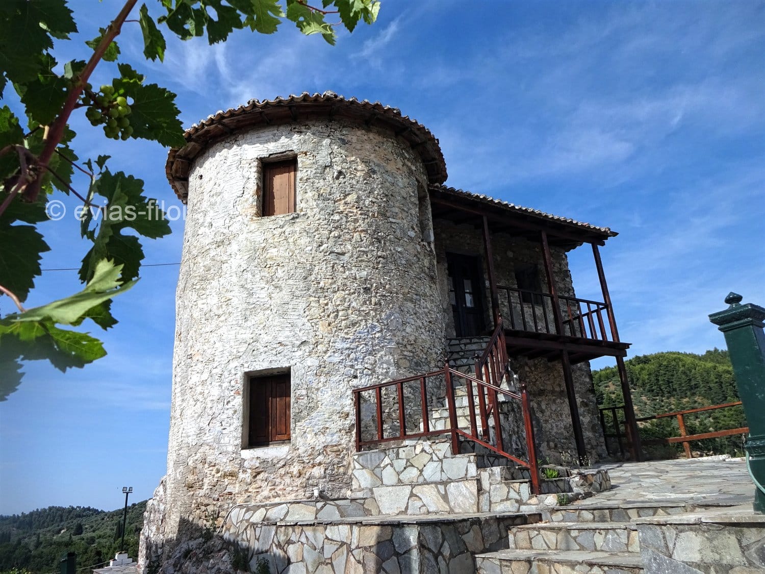 Πυργος
