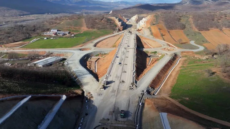 Προχωρούν οι εργασίες για το βόρειο τμήμα του Ε65 – Στο 66% η πρόοδος υλοποίησης