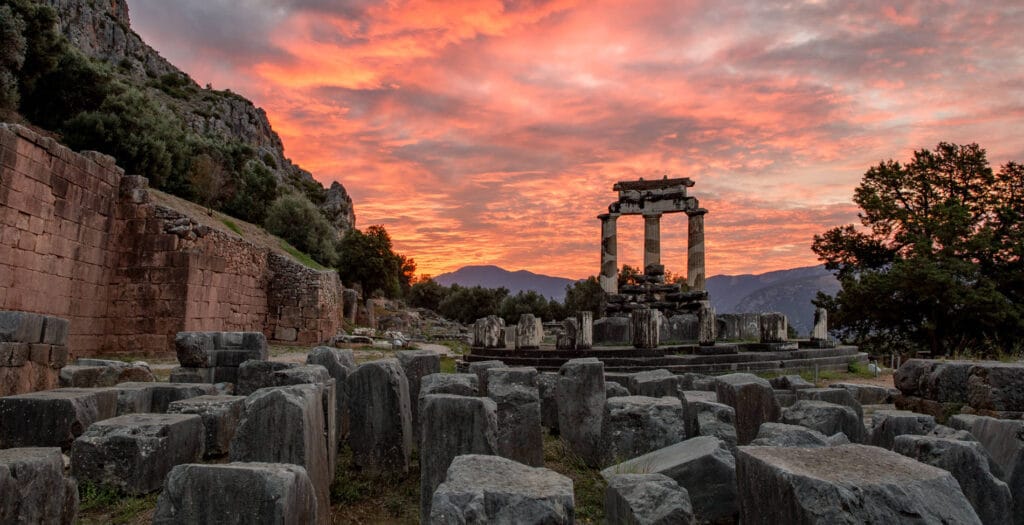 Το μεγαλείο των Δελφών