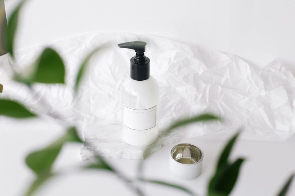 Clean Beauty: Η τάση που απορρίπτει τα χημικά καλλυντικά