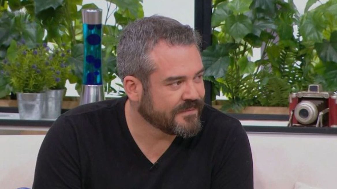 Πυγμαλίων Δαδακαρίδης: «Στον έφηβο εαυτό μου θα έλεγα να μην προσπαθεί μάταια να τους κάνει όλους ευτυχισμένους»