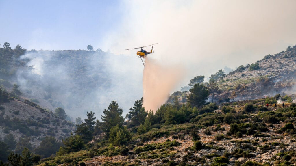 Μια ανθρώπινη αμέλεια πίσω από το ένα από τα μέτωπα της μεγάλης φωτιάς στη Χίο