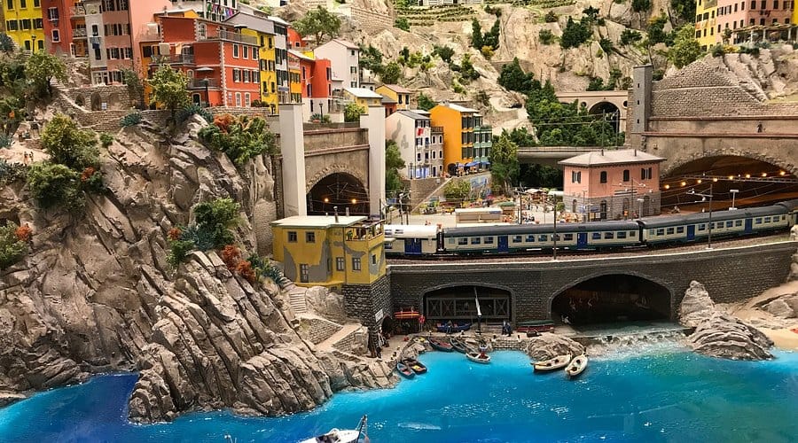 Miniatur Wunderland: Το μεγαλύτερο σιδηροδρομικό διοράμα στον κόσμο