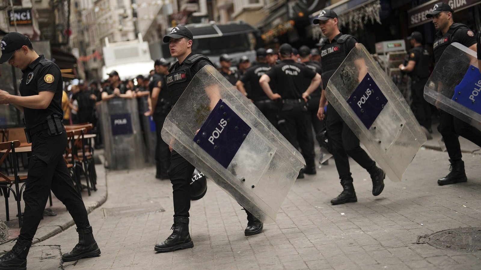 Ένοπλη επίθεση στο Ισραηλινό Προξενείο