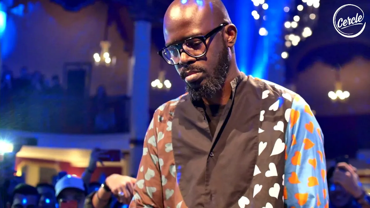 Black Coffee στην Αθήνα: Μια νύχτα στο Θέατρο Πέτρας