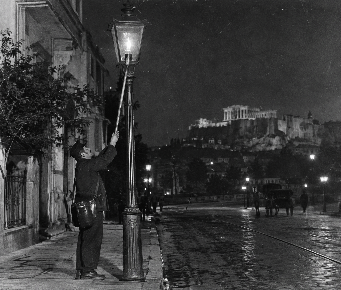 Ο φανοκόρος που έσβησε με το ηλεκτρικό ρεύμα